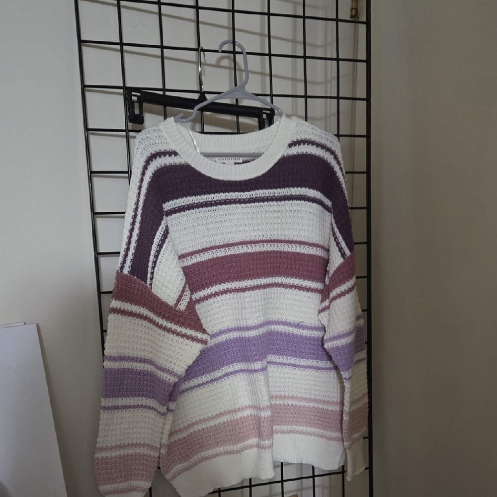 Aeropostale Purple and White Crew Neck Sweater